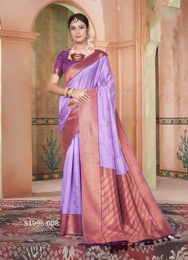 Lilac Woven Kanjivaram Silk Saree For Traditional / Religious Occasions
