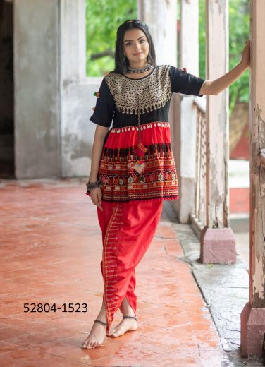 Black & Red Pure Khadi Cotton Gamthi Work Navratri Special Kedia Set