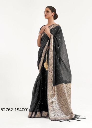 Black Modal Cotton Woven Handloom Saree For Traditional / Religious Occasions