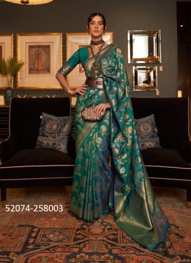 Teal Green Woven Silk Handloom Saree For Traditional / Religious Occasions
