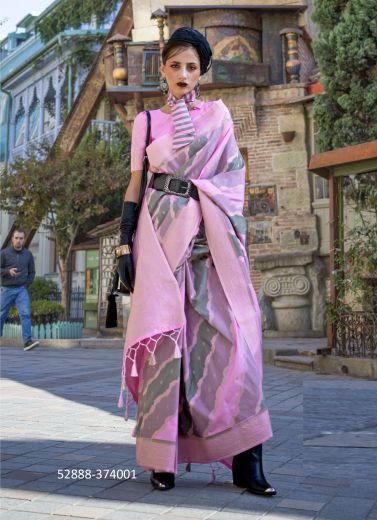 Lilac & Gray Woven Silk Digitally Printed Festive-Wear Handloom Saree