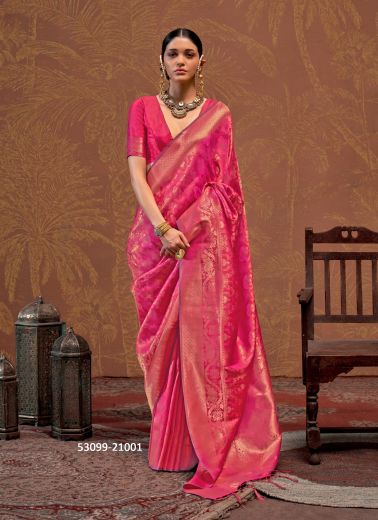 Magenta Woven Silk Handloom Saree For Traditional / Religious Occasions